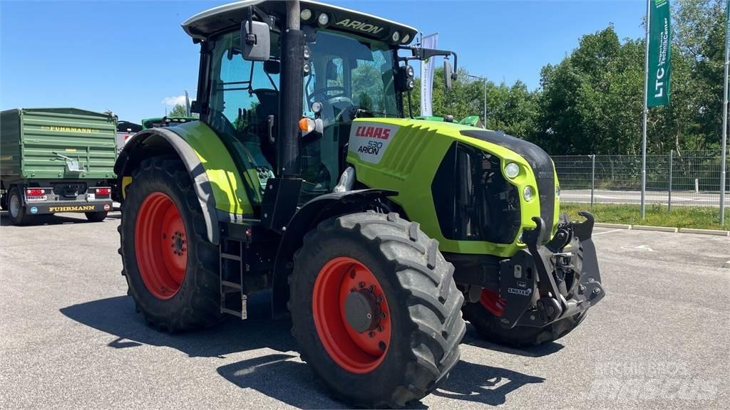 CLAAS ARION 530 Tractors