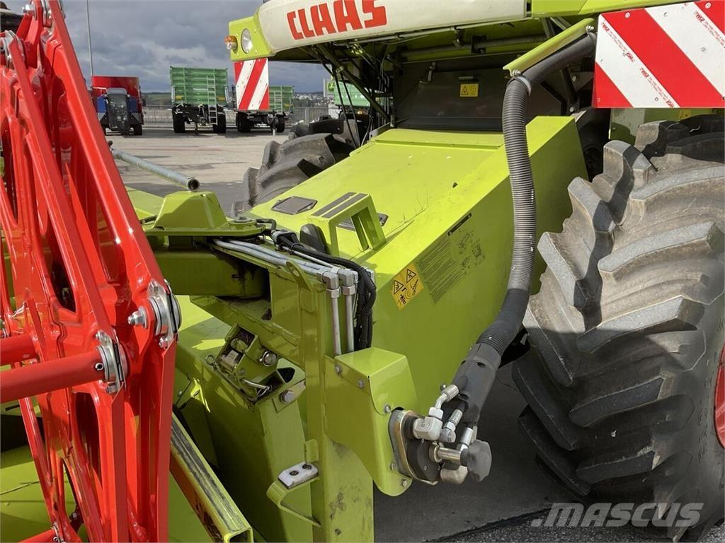 CLAAS AVERO 240 Combine harvesters