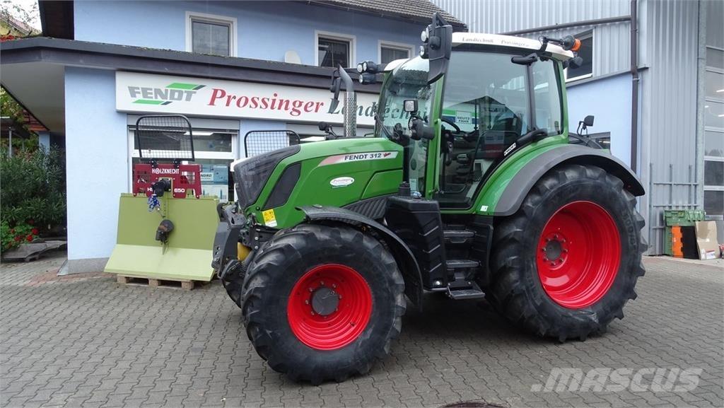 Fendt 312 Vario Tractors