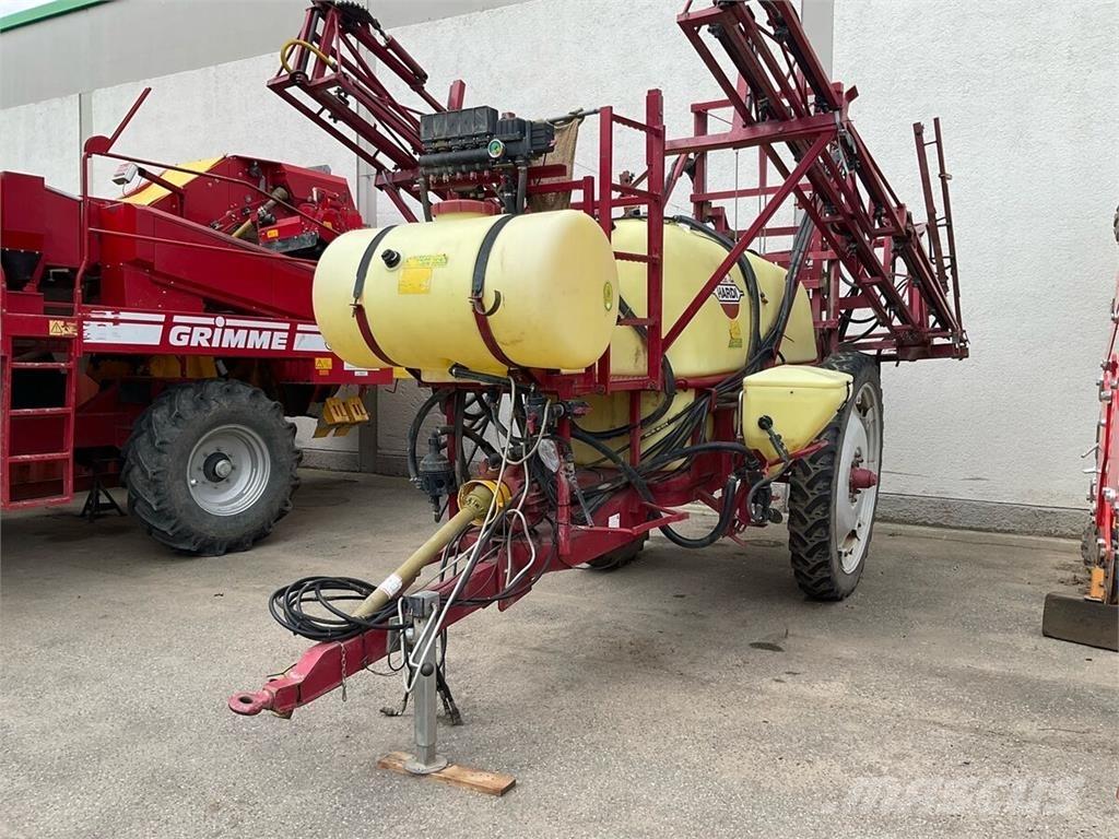 Hardi Commander Trailed sprayers