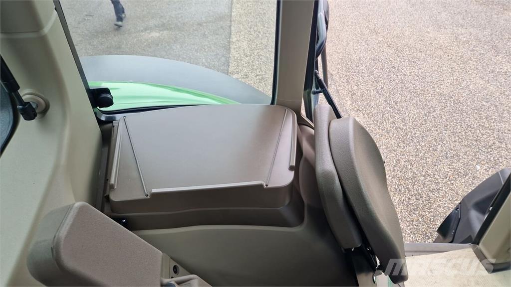 John Deere 6195M Tractors