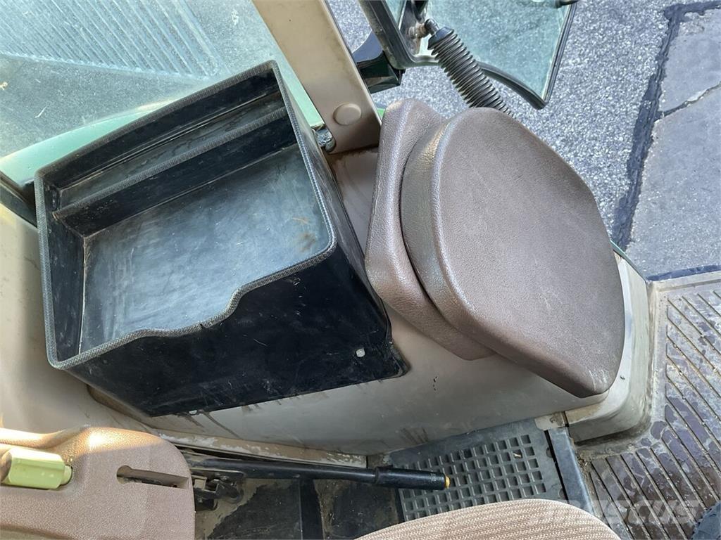 John Deere 6420 SE Tractors