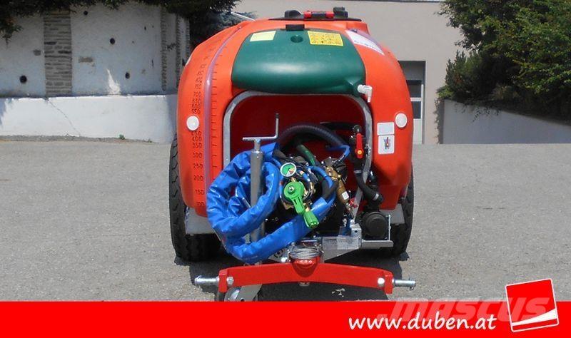 Lochmann RP 10/80 Trailed sprayers