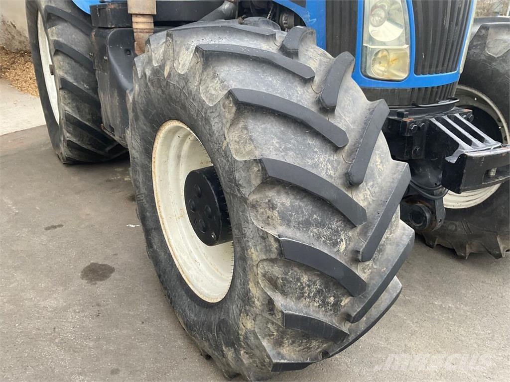 New Holland TG 285 Tractors