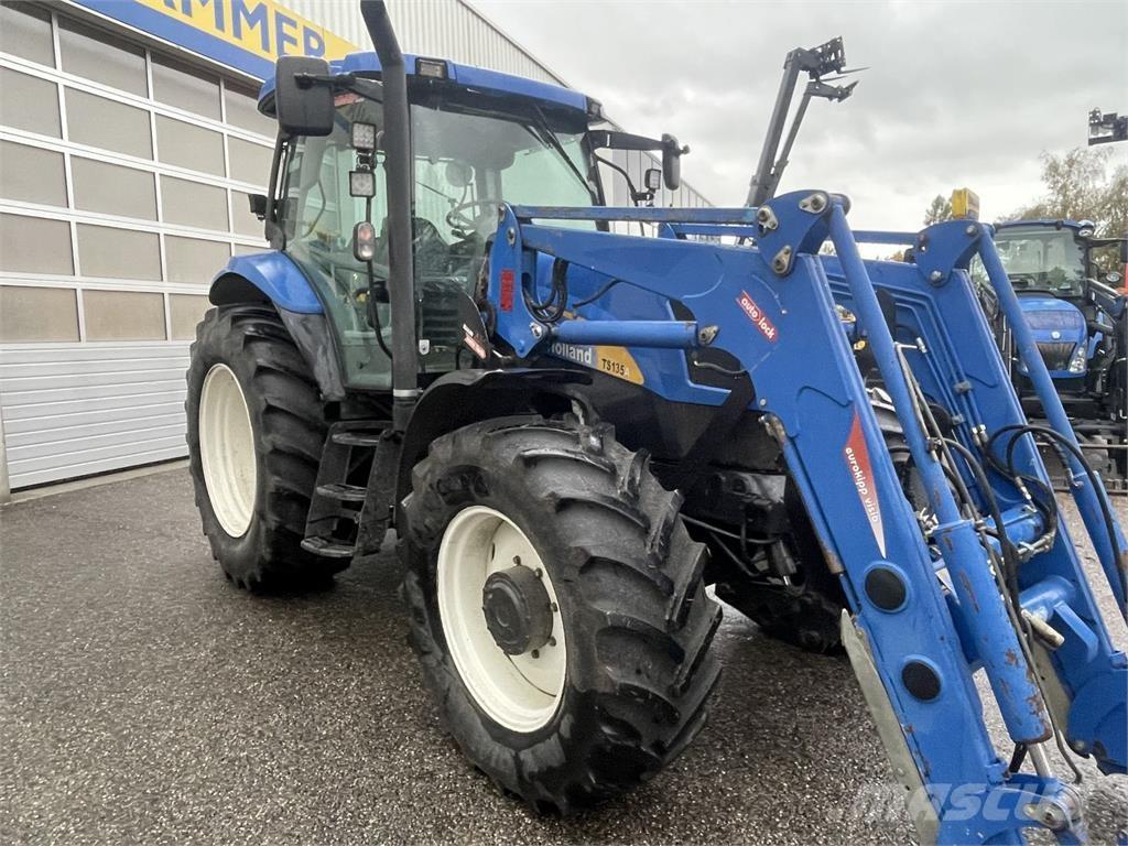 New Holland TS135A Tractors