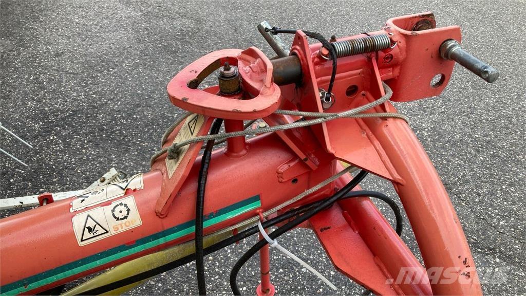 Pöttinger Hit 54N Rakes and tedders