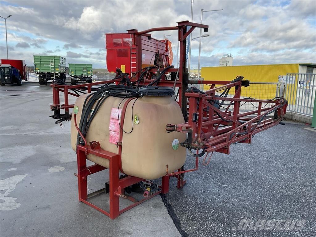 Rau D1 Trailed sprayers