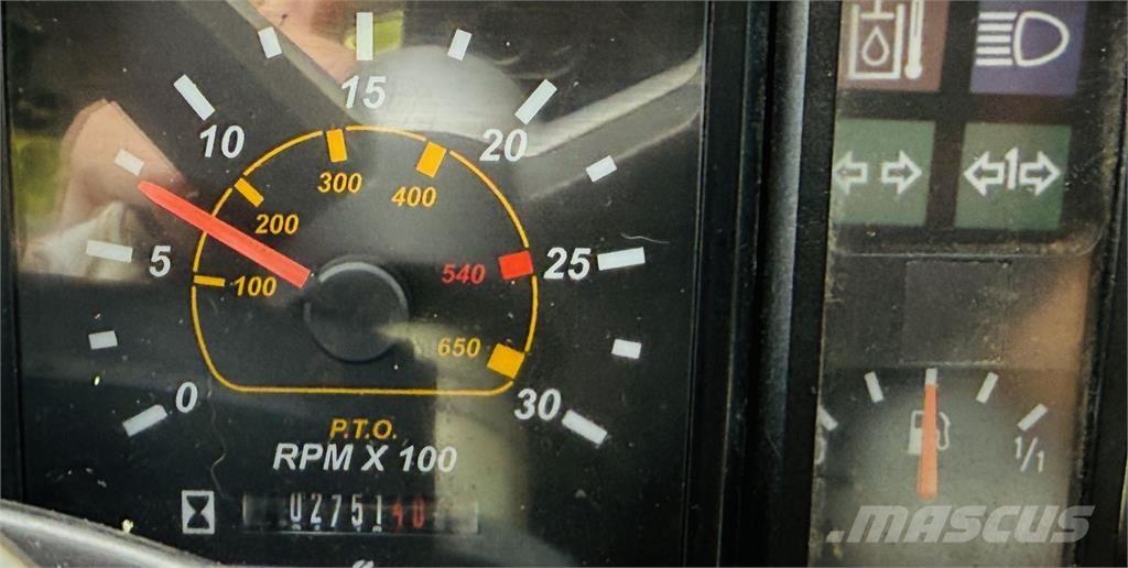 Reform Mounty 100V Tractors