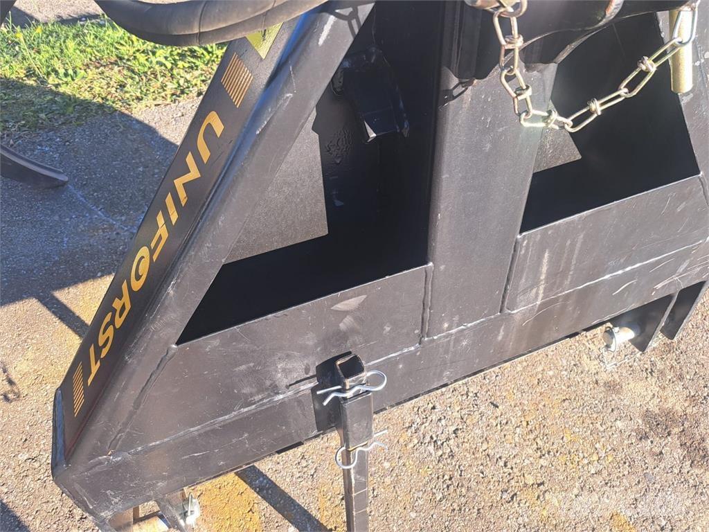  Uniforst 2200 Forestry - Others