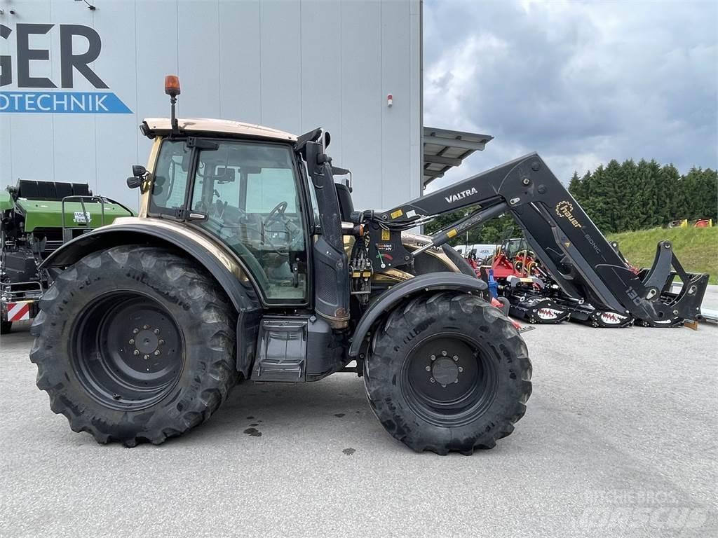Valtra N174 HiTech Tractors
