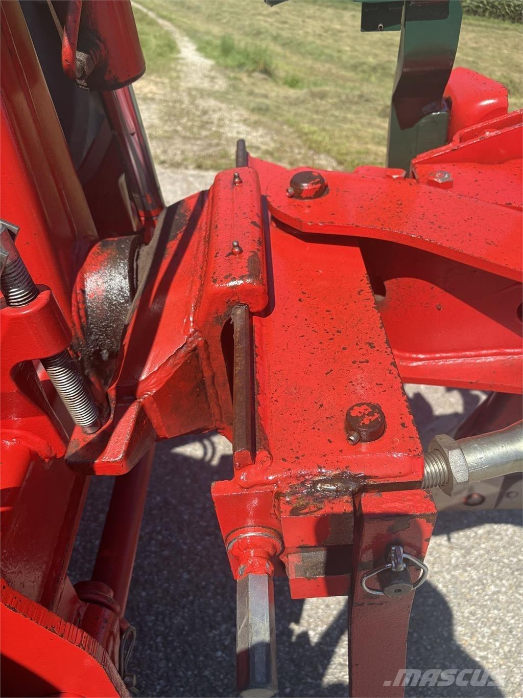 Vogel & Noot MSN 1000 Conventional ploughs