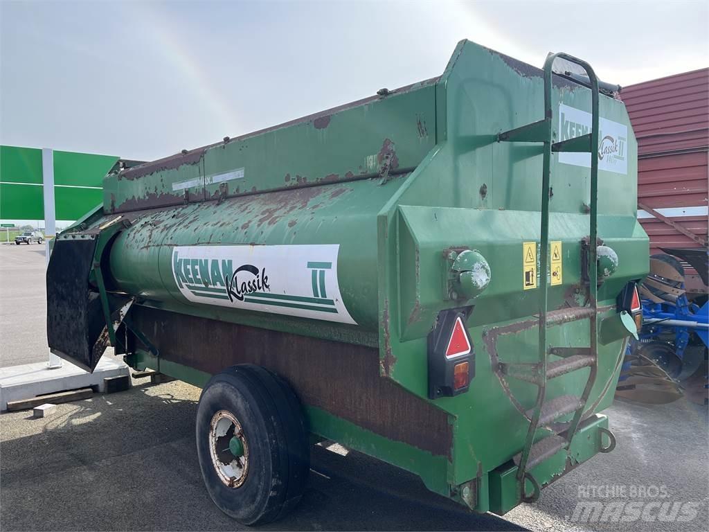  KENNAN Forage wagons