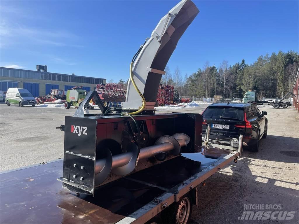 XYZ 2400 Other road and snow machines