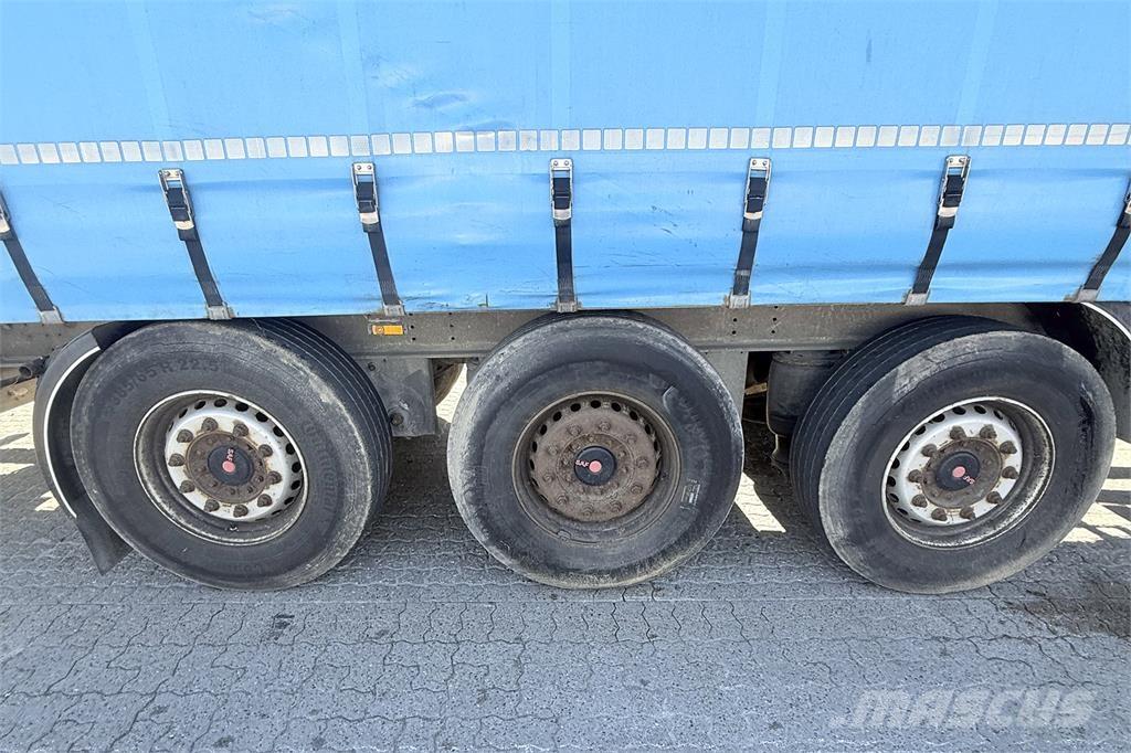 Kel-Berg 3 Aks Curtainsider semi-trailers