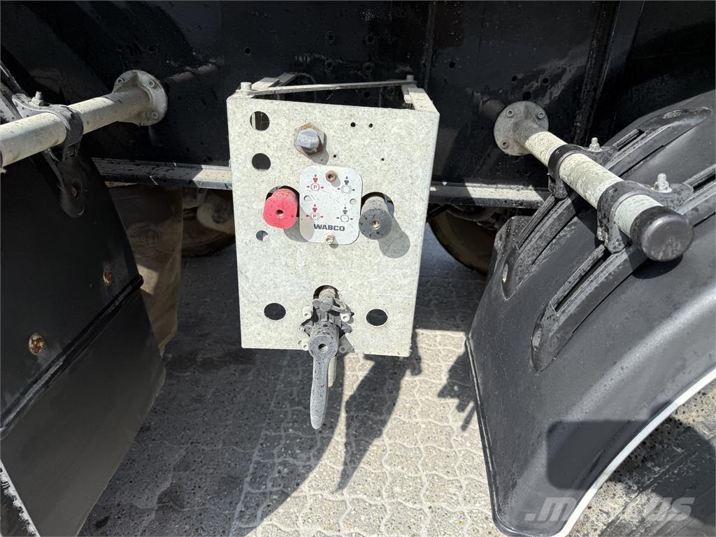 Kel-Berg T220V 23 m³ Tipper semi-trailers