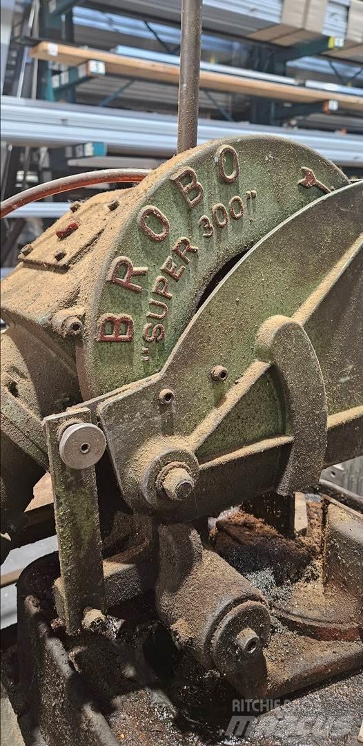  BROBO Super 300 Construction - Others