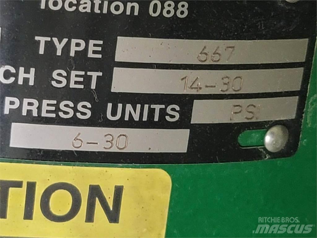 Fisher 667 Construction - Others