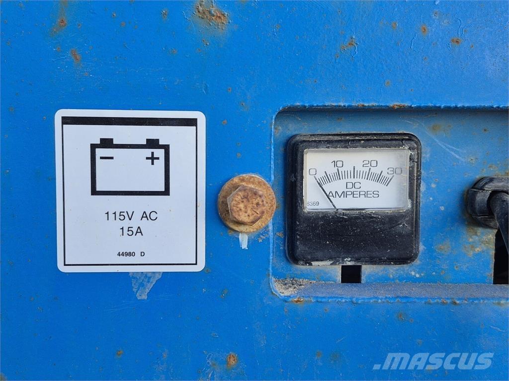 Genie Z40/23N Articulated boom lifts