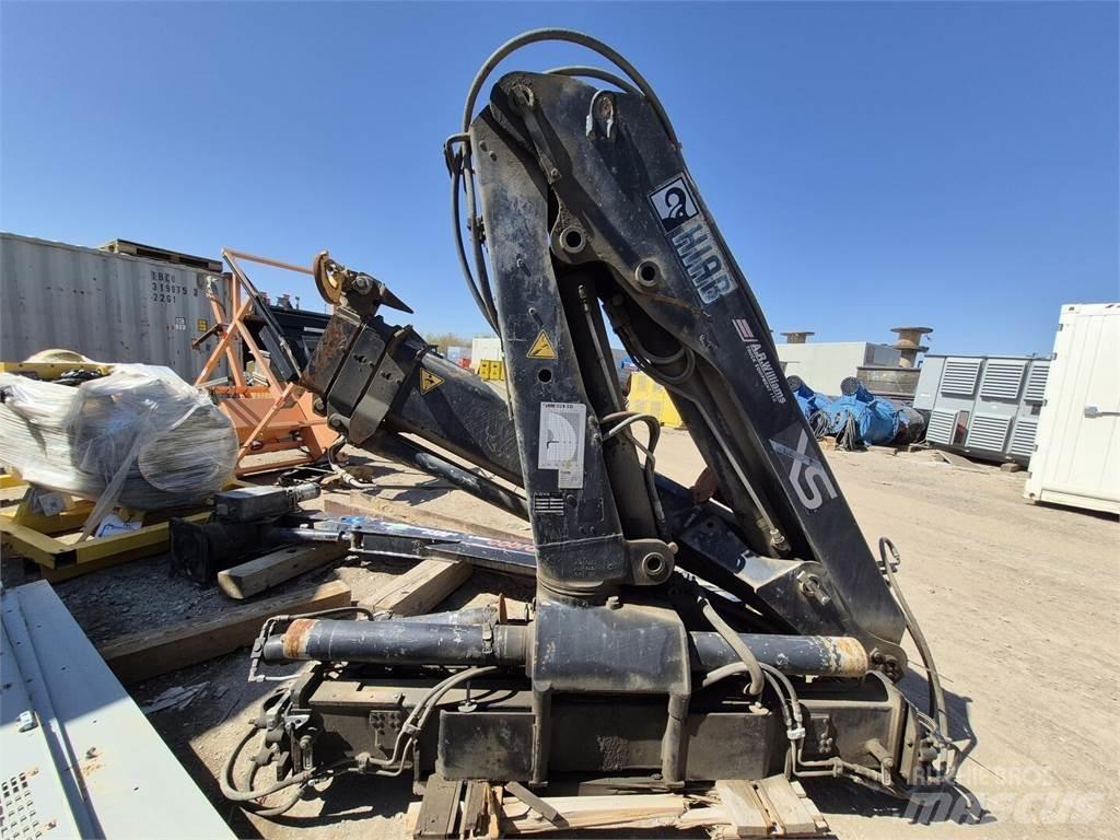 Hiab 122B-2-CL Crane parts and equipment