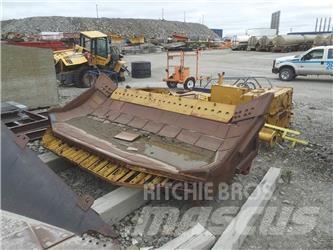 Komatsu D375 Wheel dozers