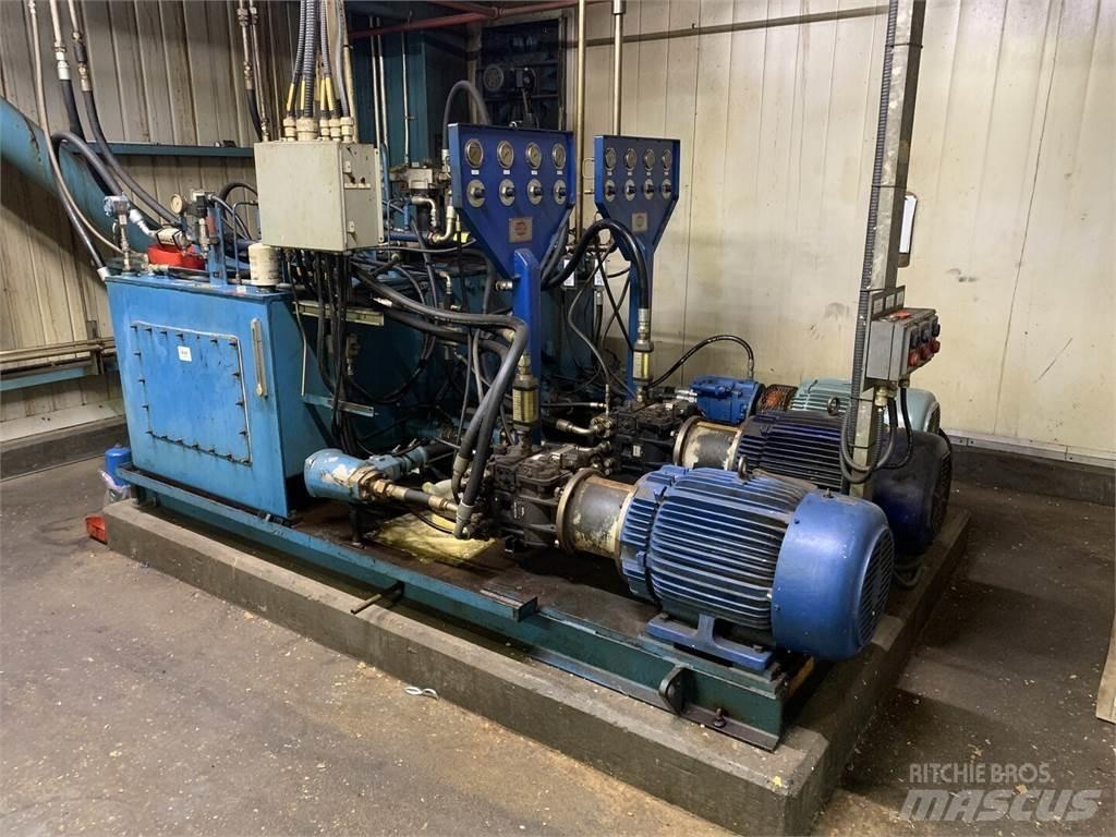  NORCAN Waterpumps