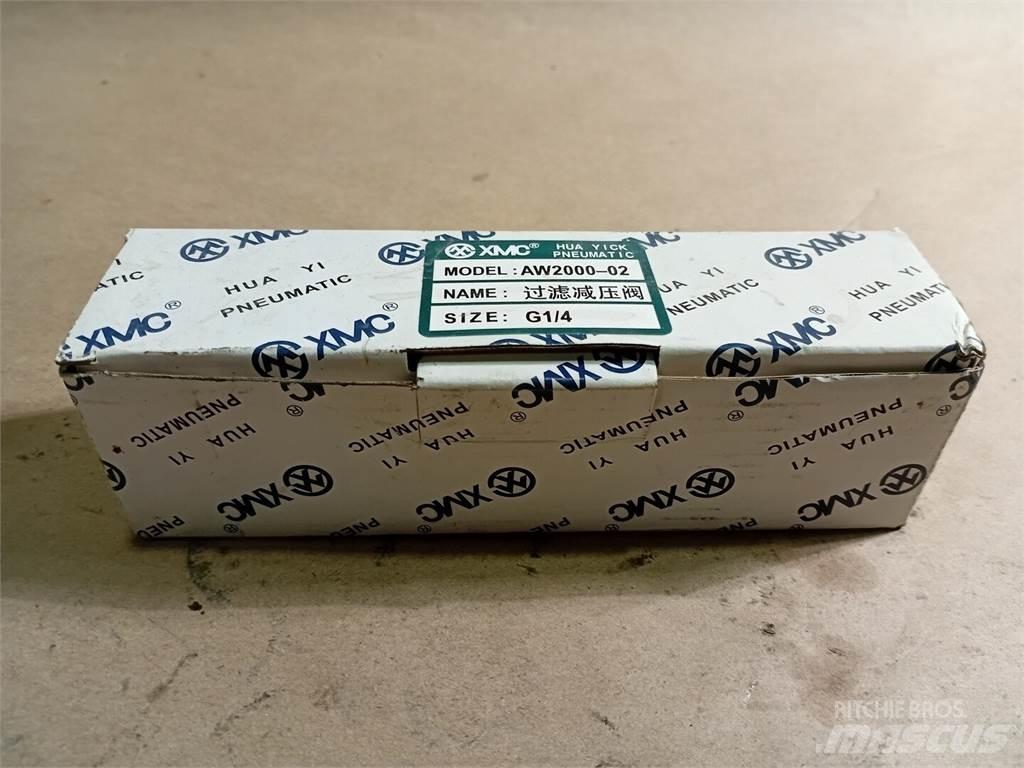  XMC AW2000-02 Construction - Others