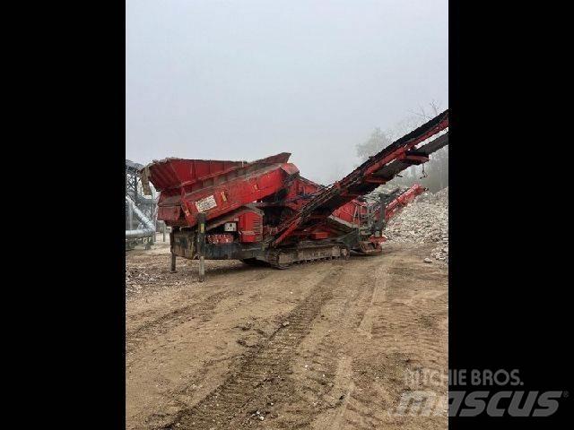 Finlay 883+ Crushers