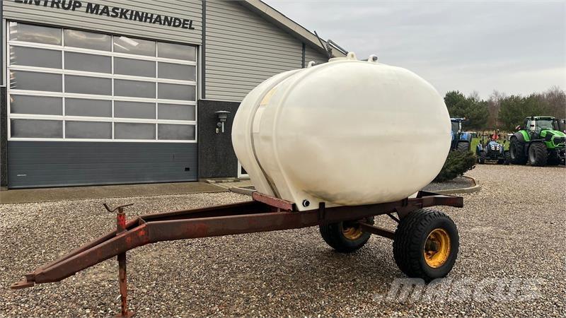  - - - Vandvogn Irrigation systems