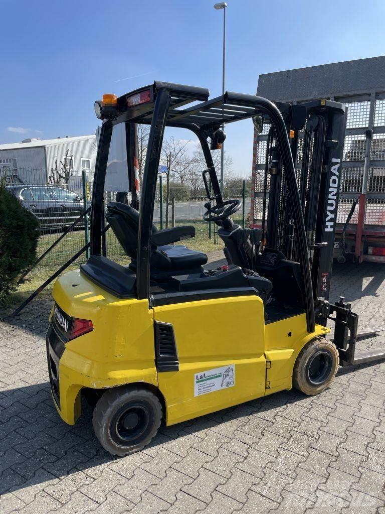 Hyundai 20 B - 9 Electric forklift trucks
