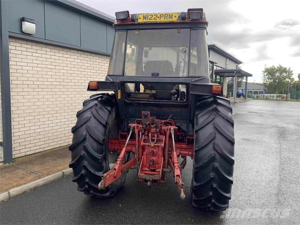 Case IH 895 XL Tractors