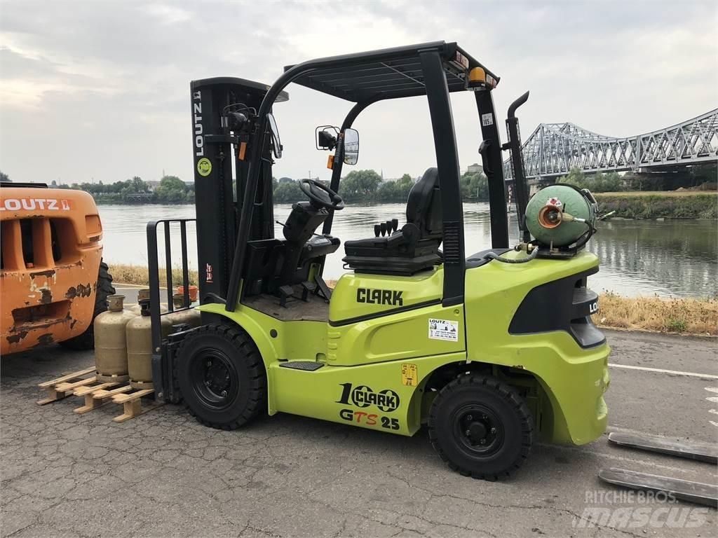 Clark GTS25L Forklift trucks - others