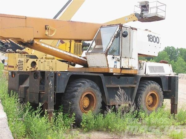 Drott 1800 All terrain cranes