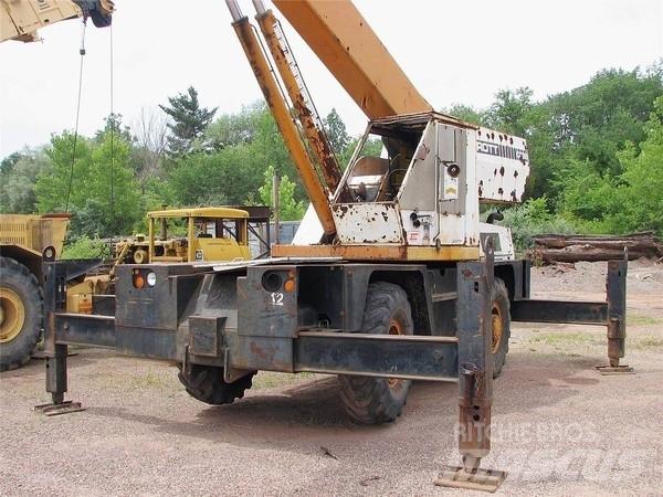 Drott 2500 All terrain cranes