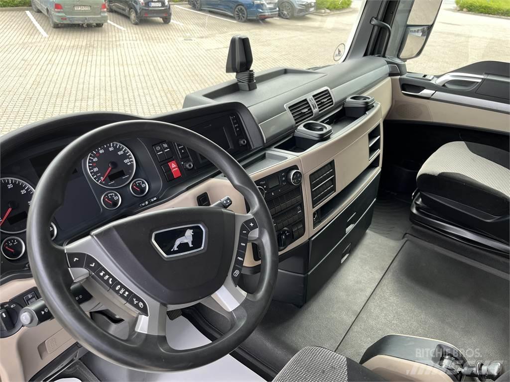 MAN TGX 26.470 6x2-2 Tractor Units