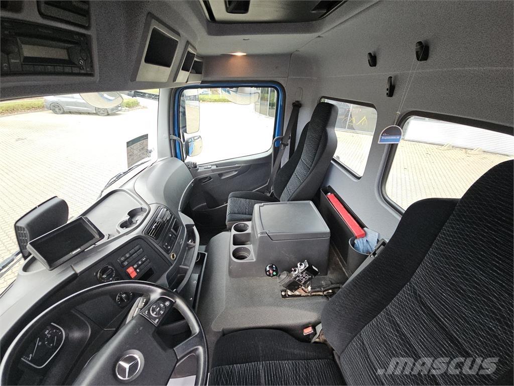 Mercedes-Benz Atego 1224 Cable lift demountable trucks