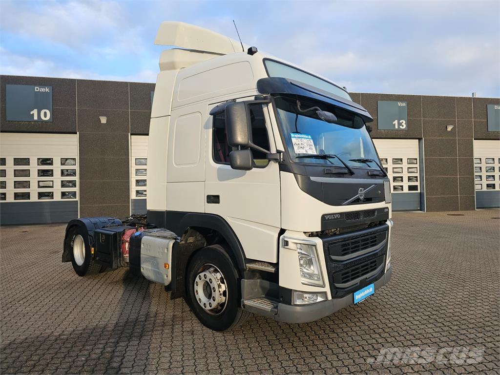 Volvo FM450 Tractor Units