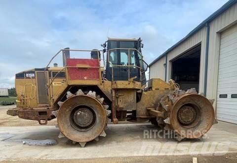 CAT 826H Construction - Others