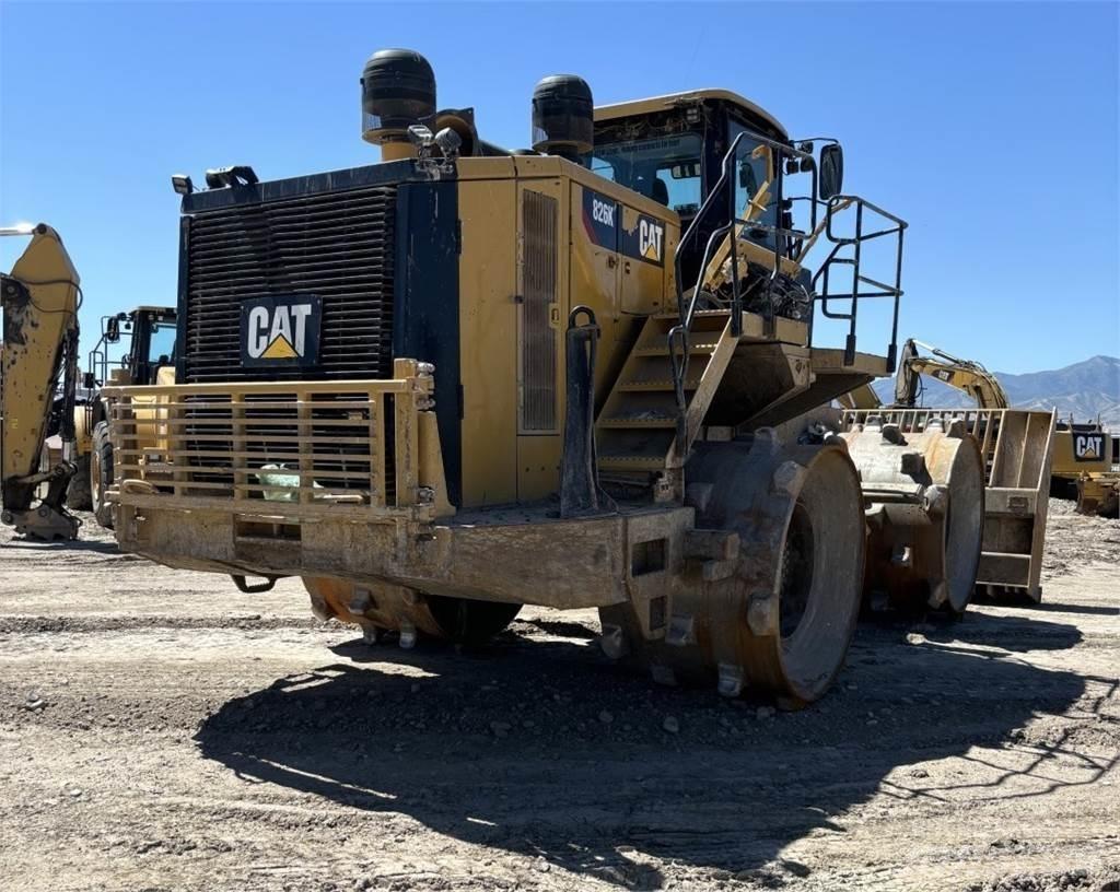 CAT 826K Construction - Others