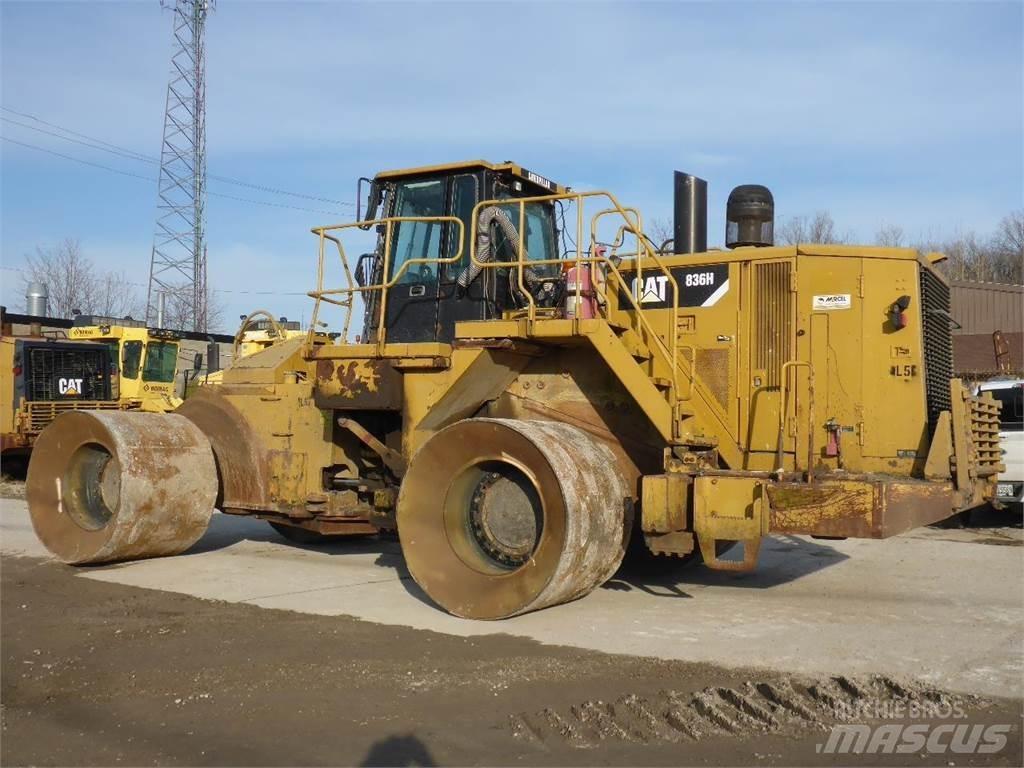 CAT 836H Construction - Others