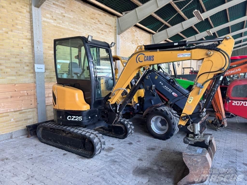 Cams CZ25 Mini excavators < 7t (Mini diggers)