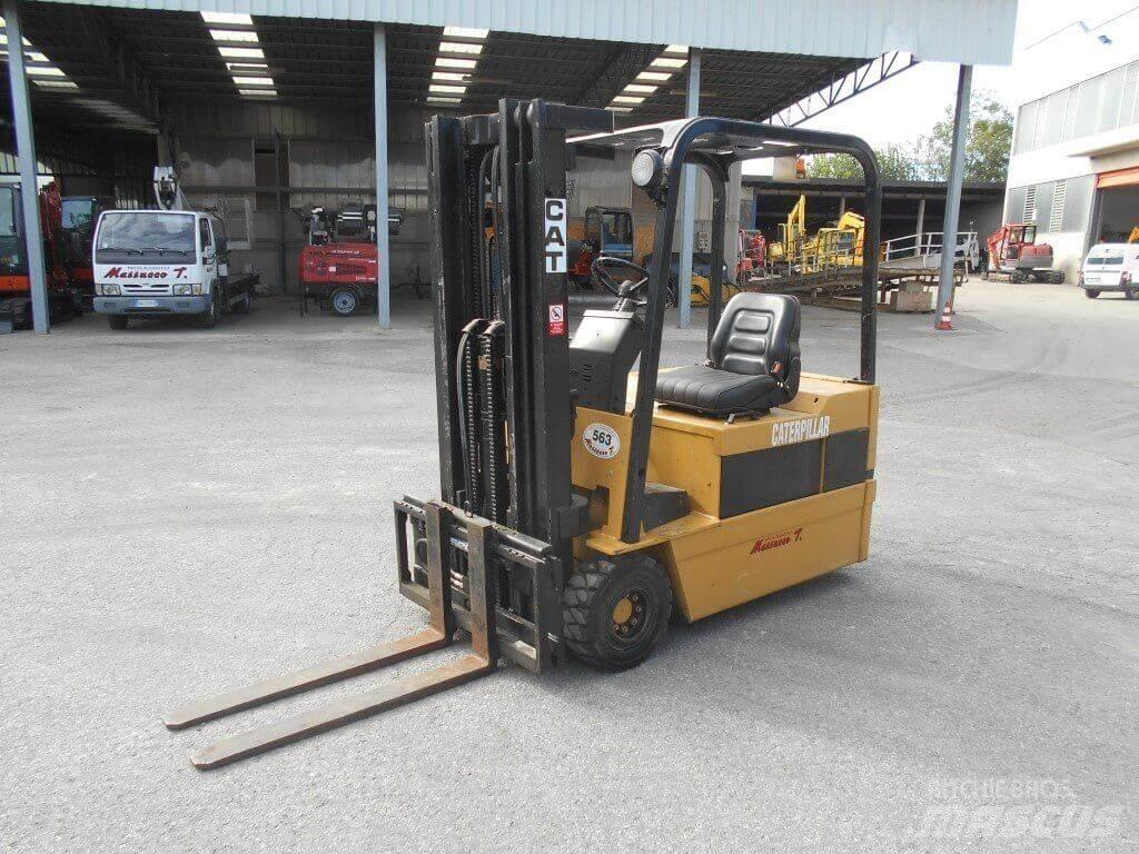 CAT F35 Electric forklift trucks