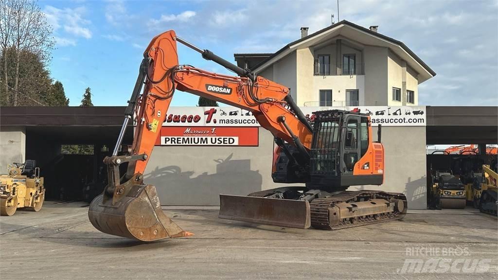 Doosan DX235LCR-5 Crawler excavators
