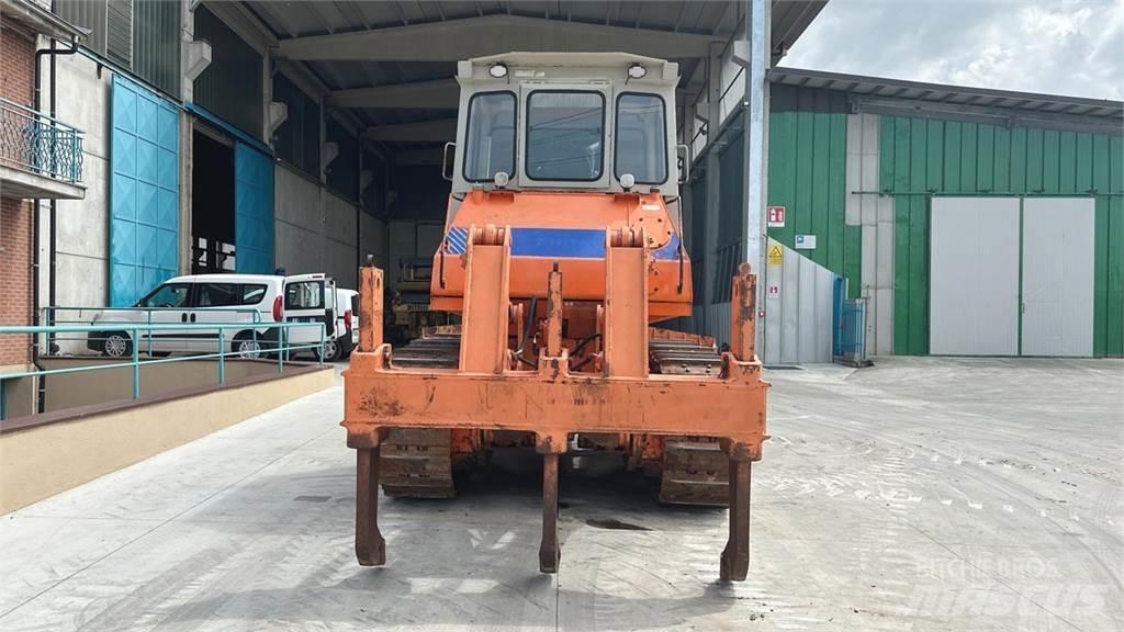 Fiat-Hitachi FD20 Crawler dozers