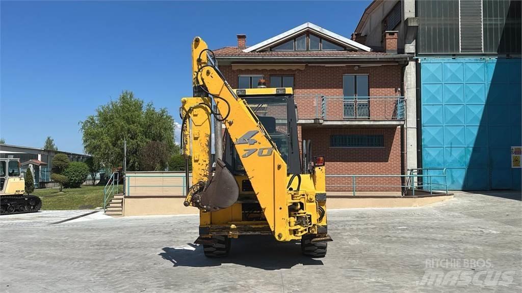 Foredil 40-13 4x4 Backhoe loaders