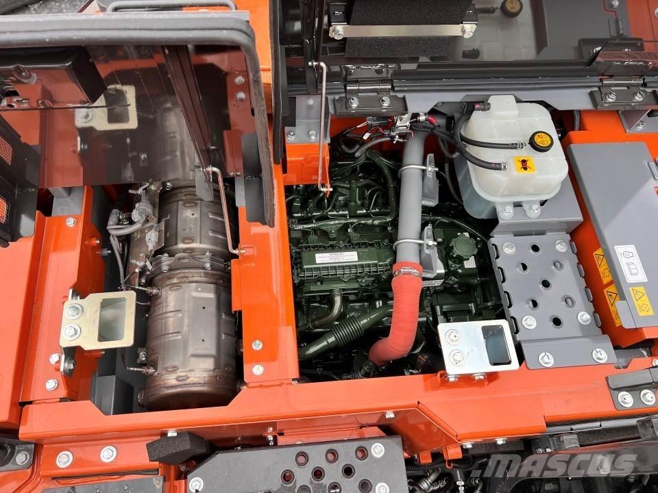 Hitachi ZX135US-7 Excavators