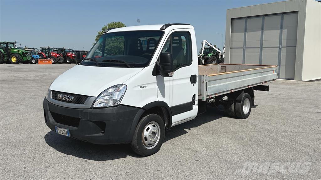 Iveco DAILY 35C13 4x2 Other trucks