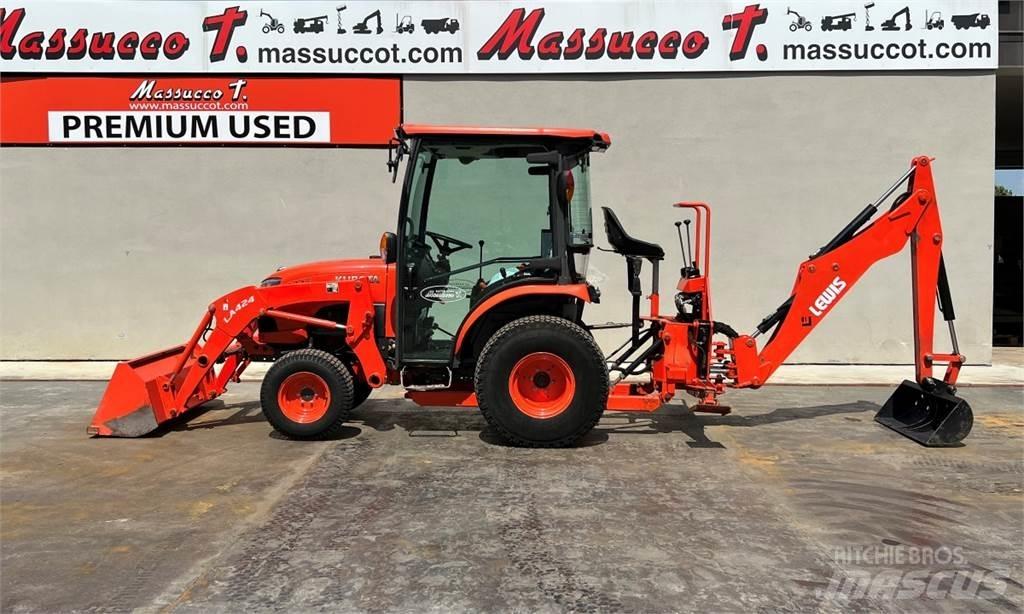 Kubota B2231 Backhoe loaders