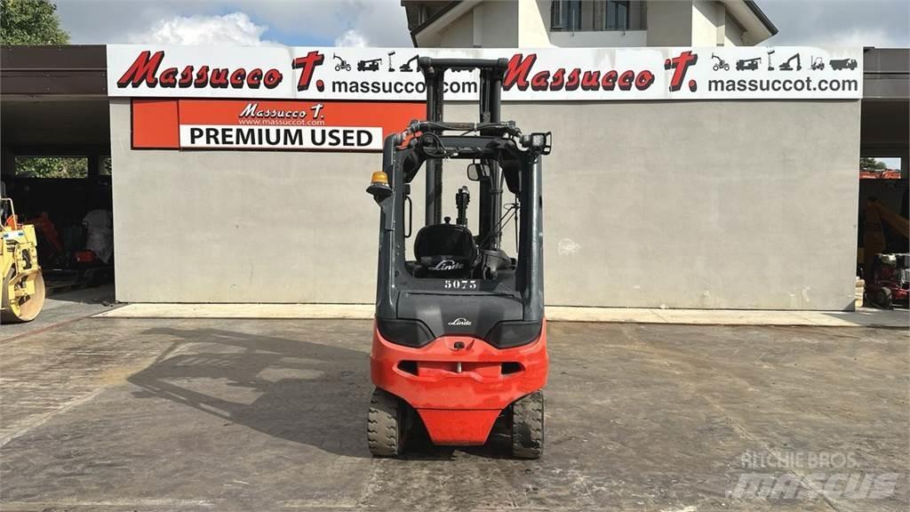 Linde E30L Electric forklift trucks