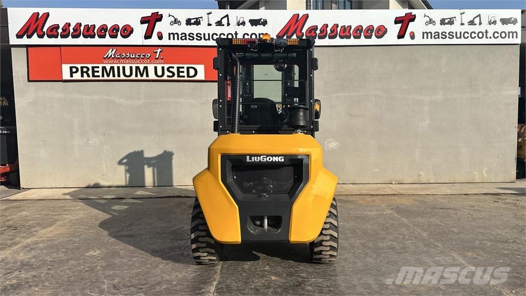 LiuGong CLG2035H 4X4 Diesel trucks