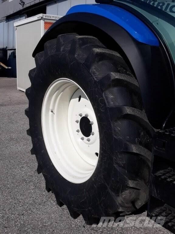 New Holland T6.165 Snow blades and plows